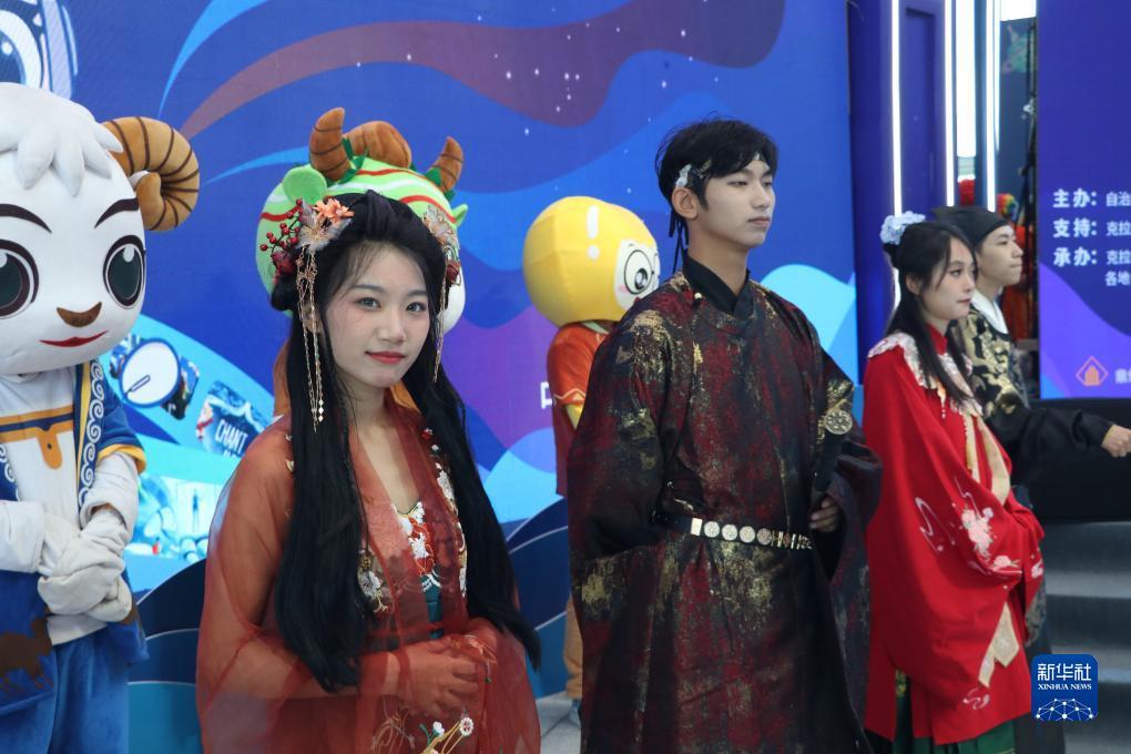 手机电游娱乐平台